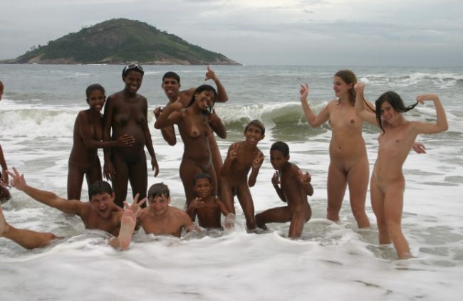 Junge nudisten Brasilien foto (set 11)